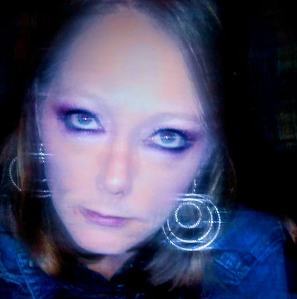 Meet your Posher, Lynn